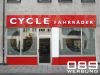 Leuchtbuchstaben LED Beleuchtung, Montage auf Platte.
CYCLE Fahrräder in München.